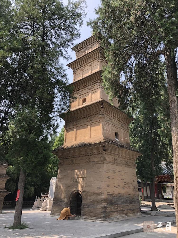 20180814圣观法师带领果实法师等弟子在西安法相宗祖庭兴教寺参学4