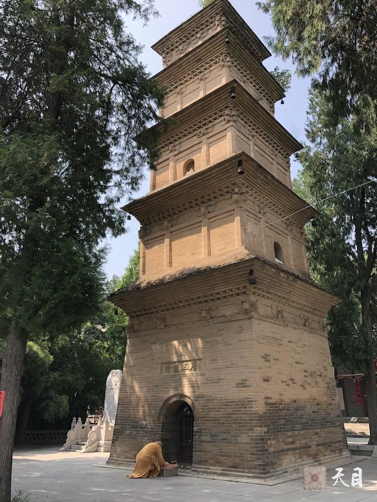 20180814圣观法师带领果实法师等弟子在西安法相宗祖庭兴教寺参学4