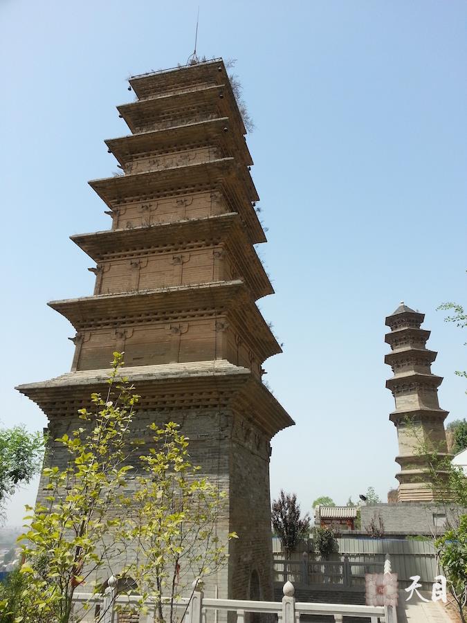 20130414果实法师带领常信常念居士夫妇在西安华严宗祖庭华严寺参学2