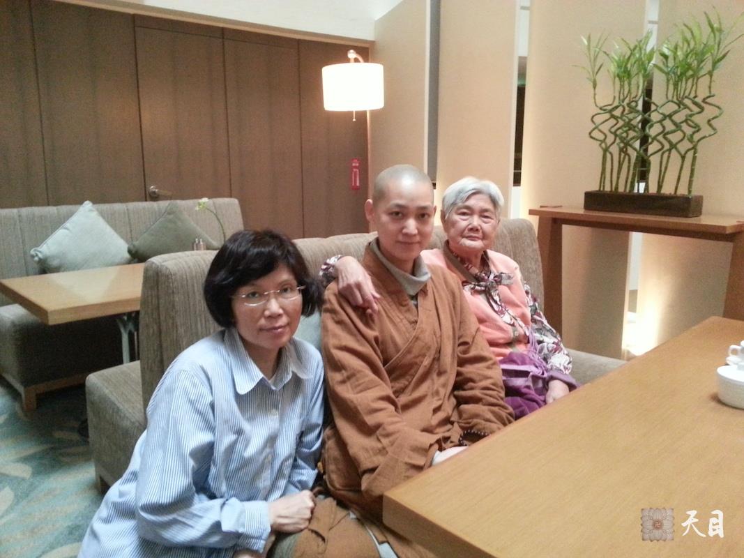 20140406果实法师和果芳居士常景居士相聚在台南香格里拉