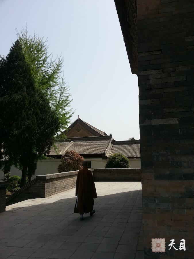 20130414果实法师带领常信常念居士夫妇在西安净土宗祖庭香积寺参学3