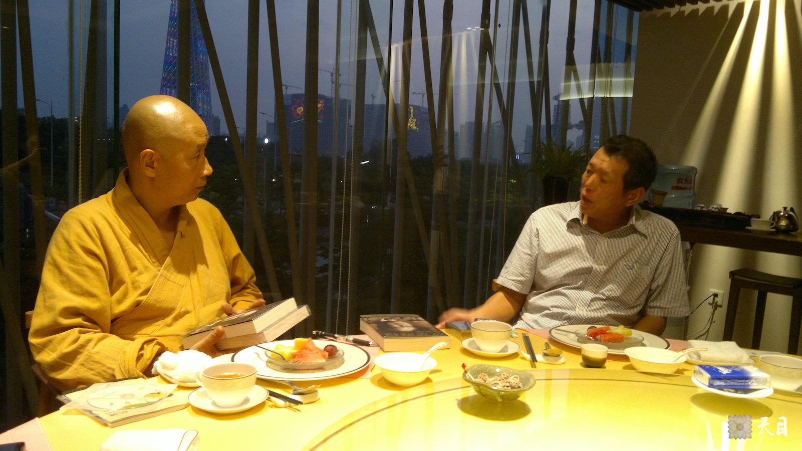 20110927圣观法师带领果实法师应心敬居士的供养和赵二军心敬心一果行心宁心德居士相聚在广州素成斋素食馆