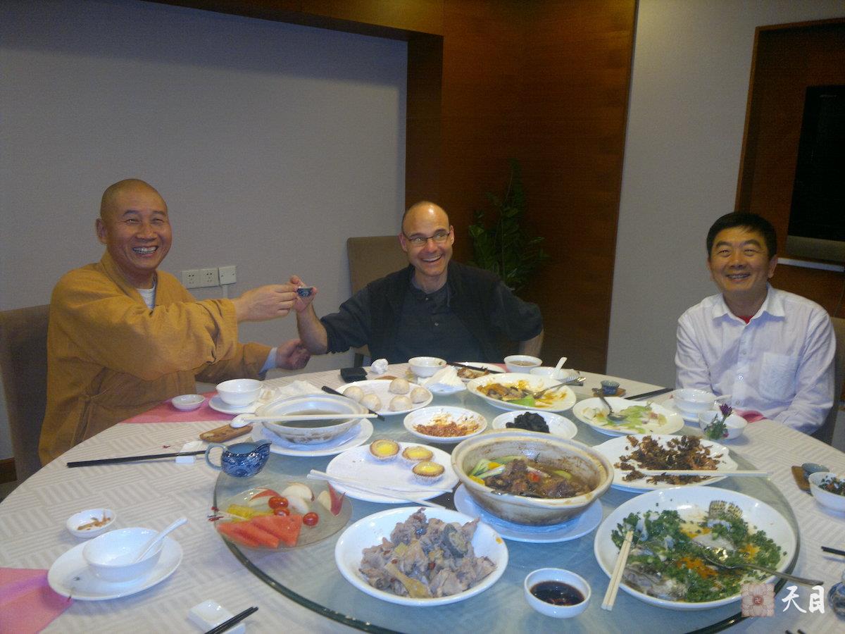 20110309圣观法师在广州应信力建的礼请在其帽峰山会所开示并介绍包德宝与信力建认识