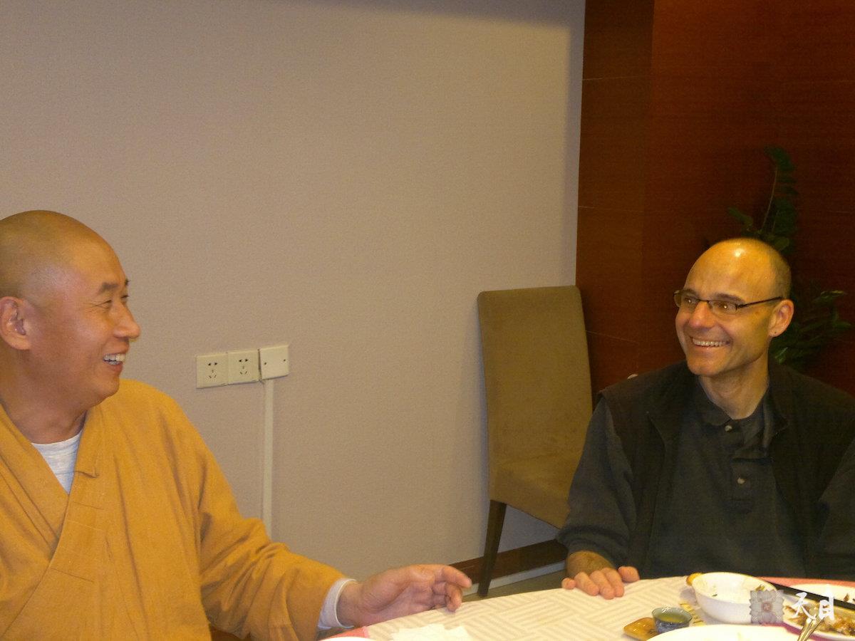 20110309圣观法师在广州应信力建的礼请在其帽峰山会所开示并介绍包德宝与信力建认识