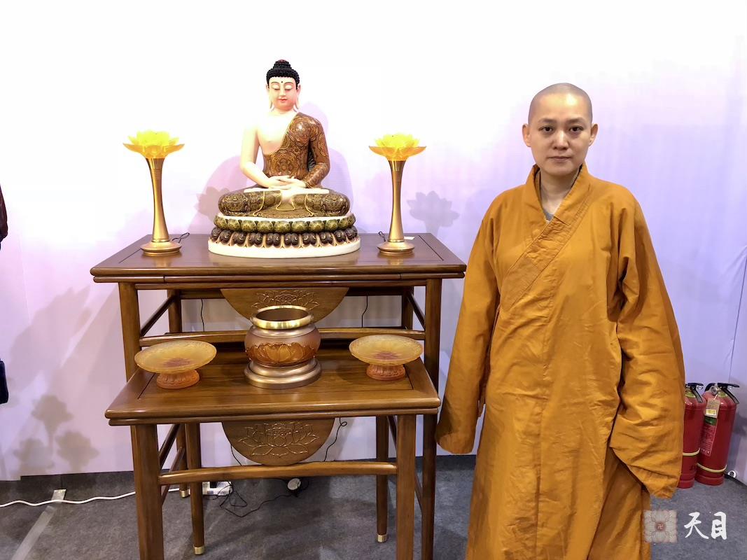 20180622果实法师领众跟随恩师圣观法师参加西安佛教文化博览会2