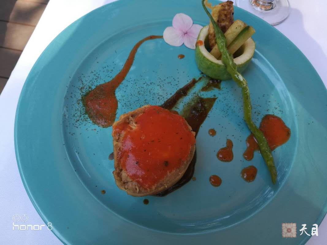 20181004圣观法师应常心法师的俗家女儿张译文居士的礼请在青岛李四光故居出席张译文居士&于文虔居士的西式素宴婚礼8