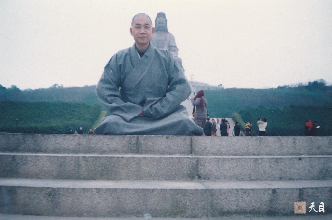 2003年圣观法师在广东南海佛山游西樵山和丹灶康有为故居