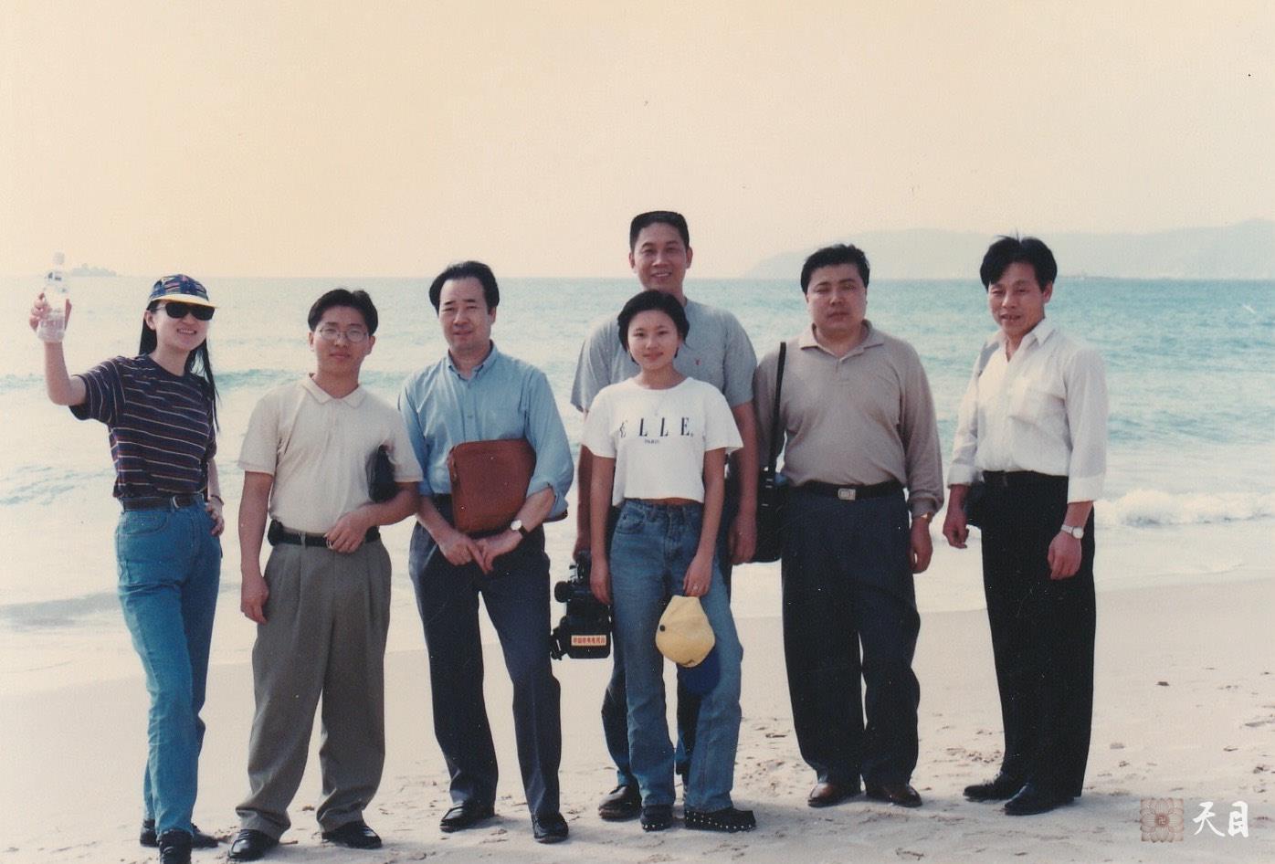 1997年夏徐志强（出家前的圣观法师）在海南拍摄100集大型纪录片《世界华人》