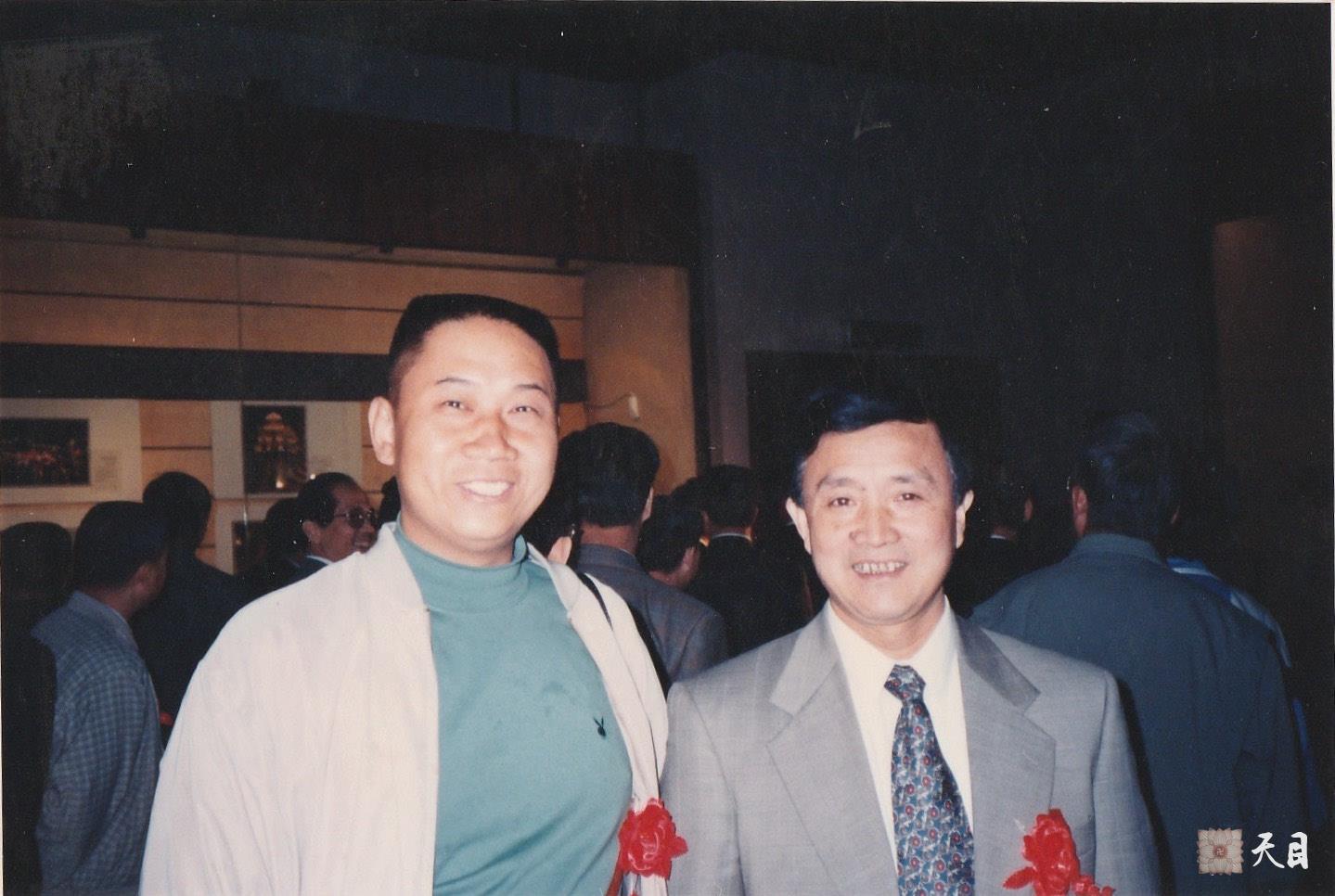 199810徐志强（出家前的圣观法师）在陕西省博物馆参加澳门宣传周活动