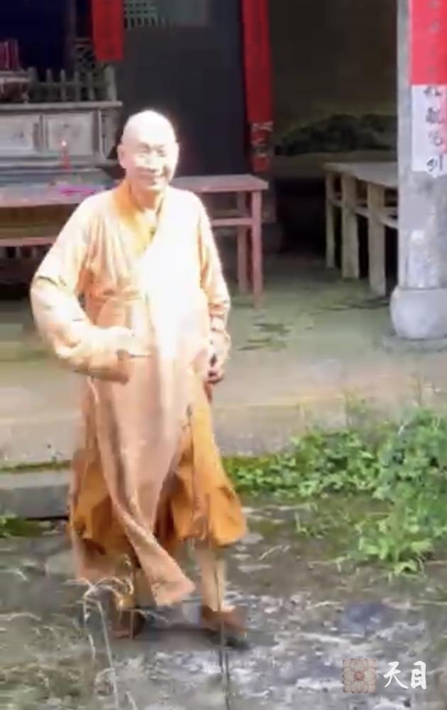 20240526圣观法师在福建龙岩新罗万安四村村西坑源自然村徐氏宗祠崇德堂拜祖宗2