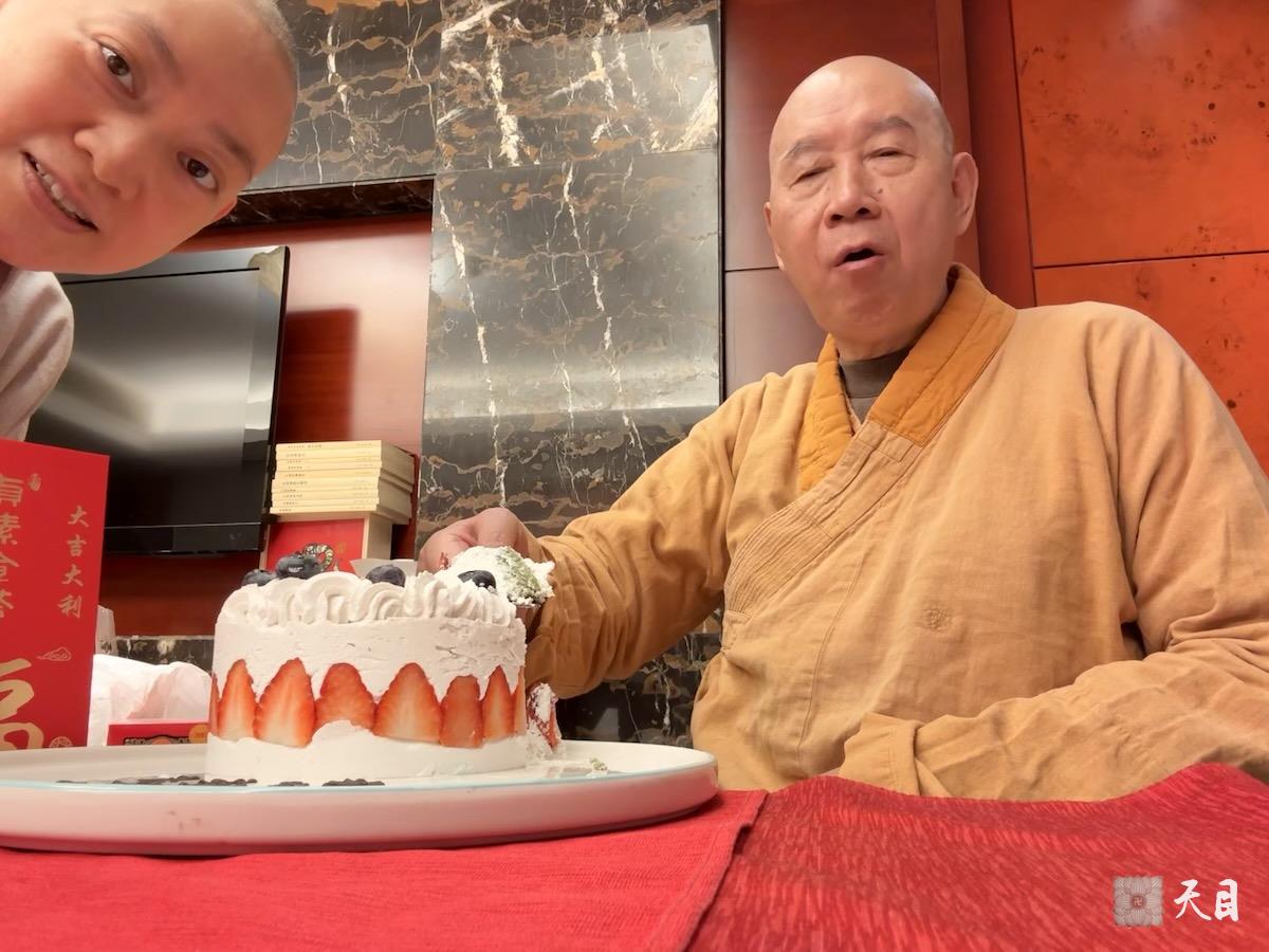 20251229圣观法师在温州喜来登过生日2