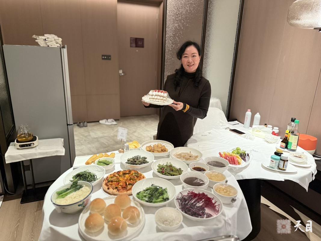 20260130圣观法师在揭阳万豪接见果珍常灯居士