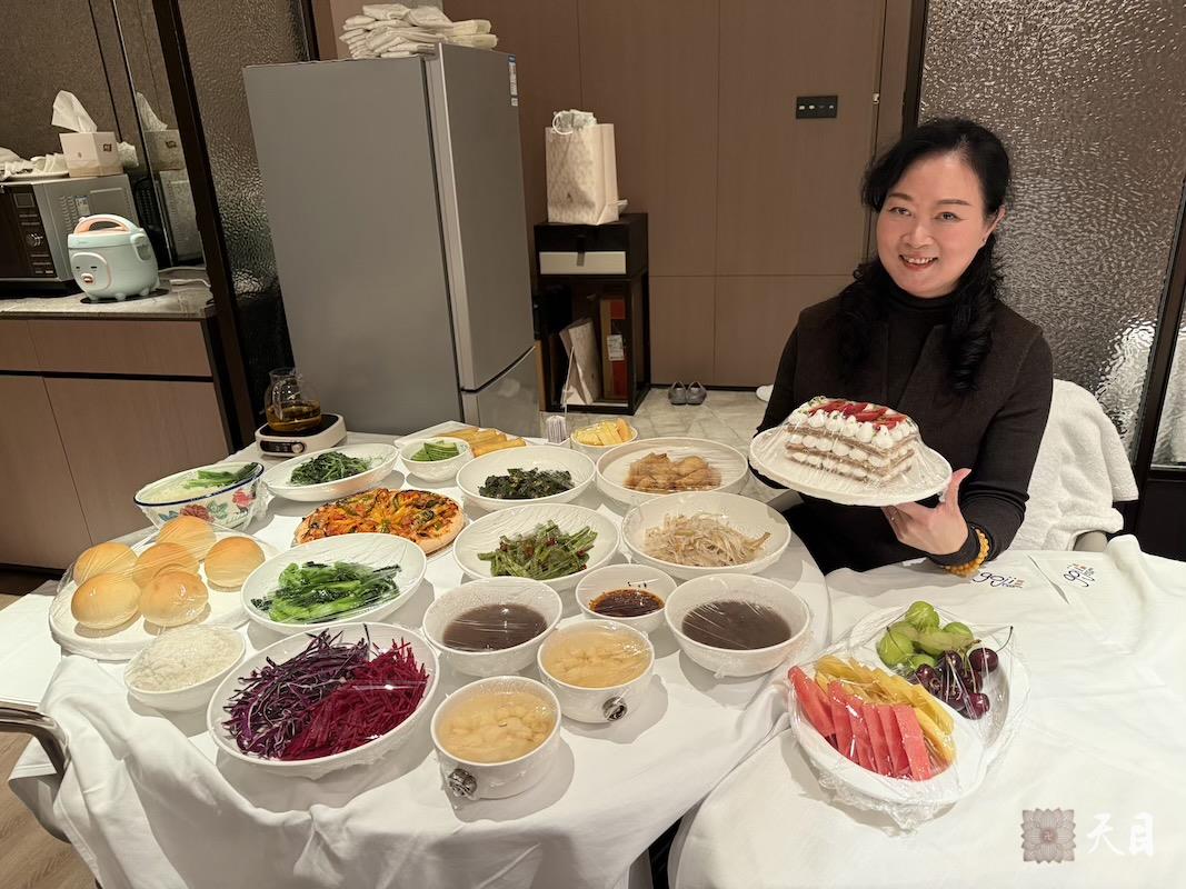 20260130圣观法师在揭阳万豪接见果珍常灯居士