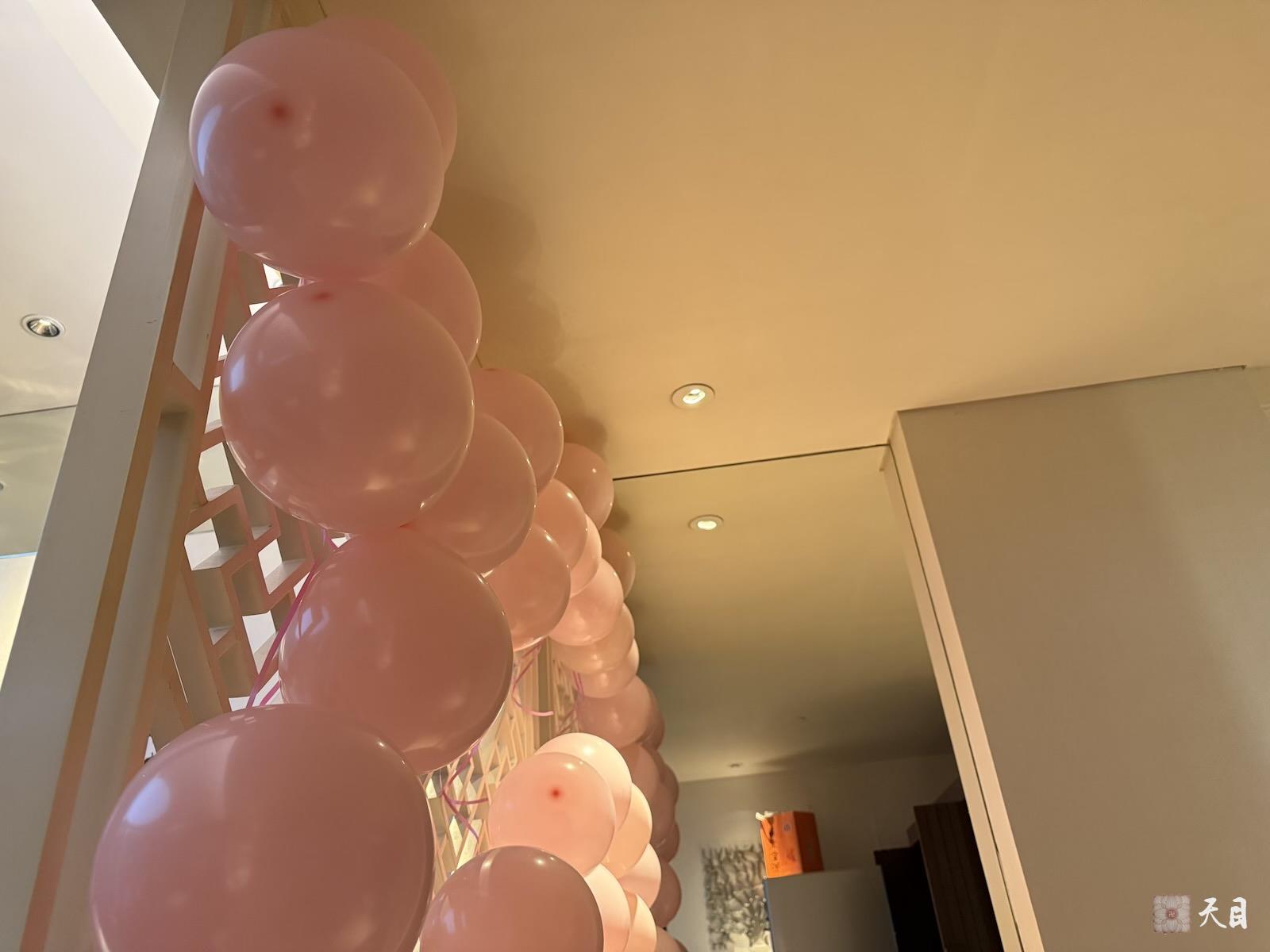 20260112果实法师礼请恩师圣观法师在厦门艾美加持生日1