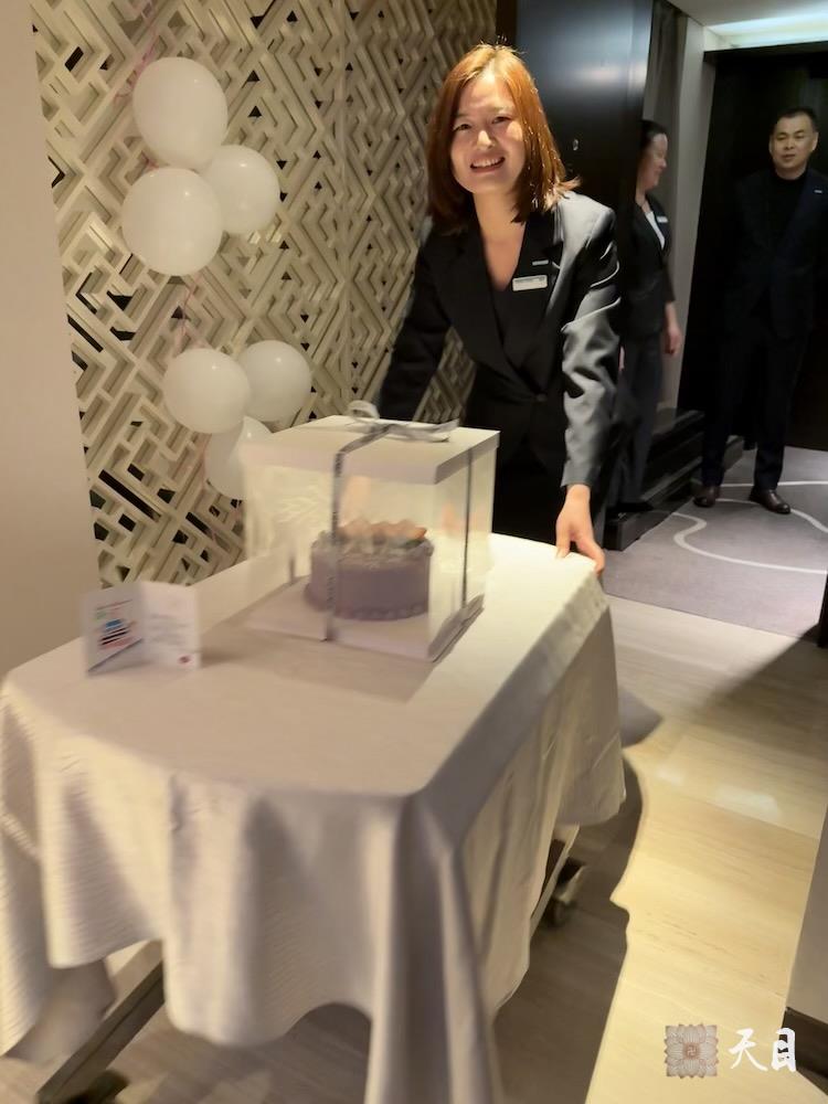 20260112圣观法师在厦门艾美加持果实法师生日1