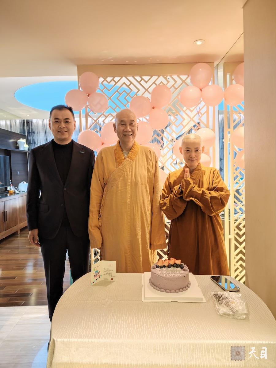 20260112圣观法师在厦门艾美加持果实法师生日3
