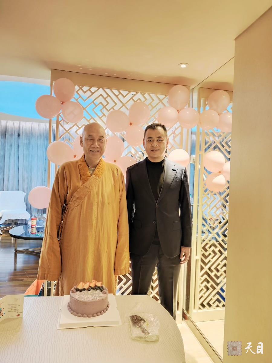 20260112圣观法师在厦门艾美加持果实法师生日3